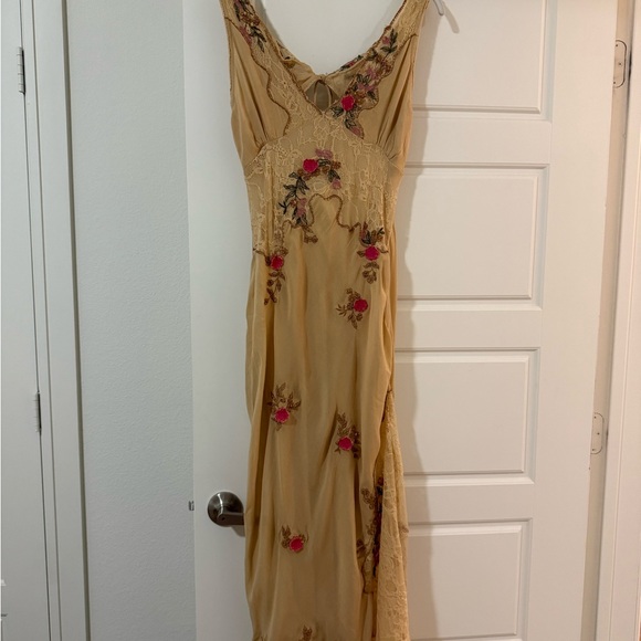 Free People Cream Floral Midi Dress, meet again - Picture 4 of 9